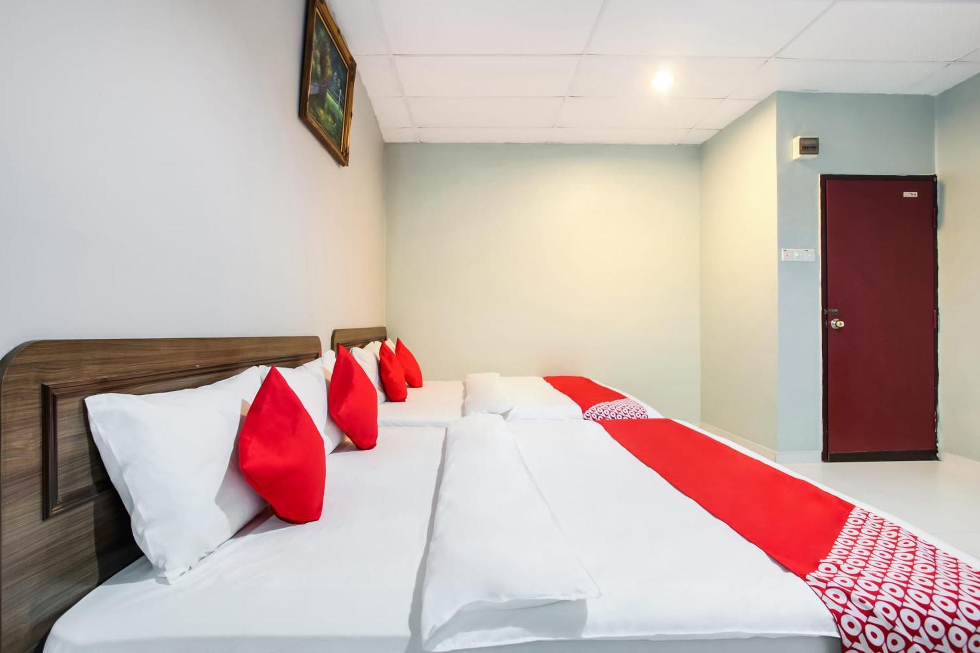 Super Oyo 89427 Kavanas Hotel Taiping Exterior photo
