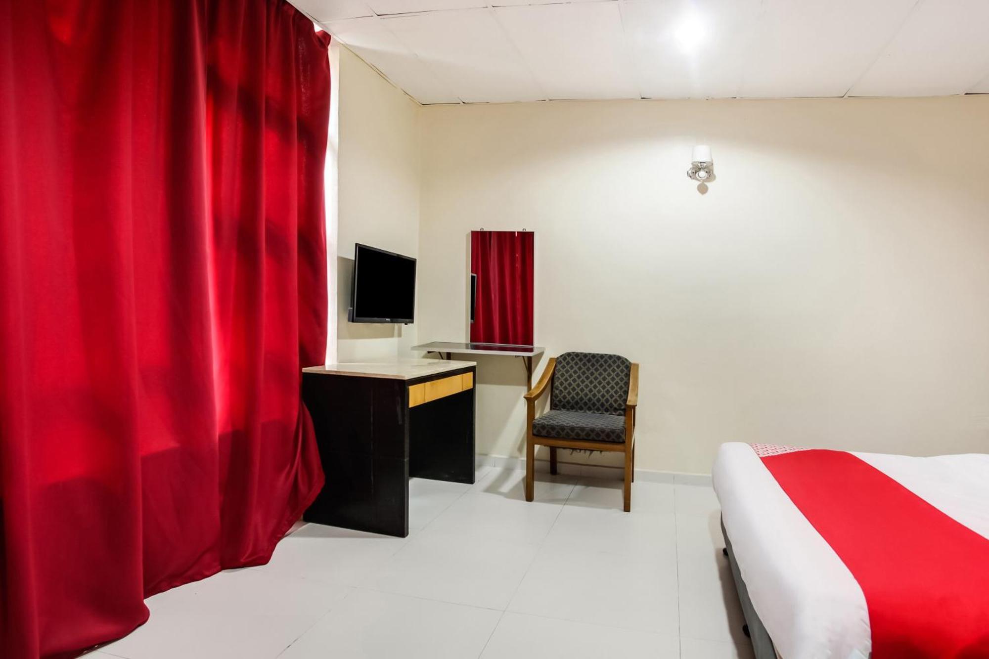 Super Oyo 89427 Kavanas Hotel Taiping Exterior photo